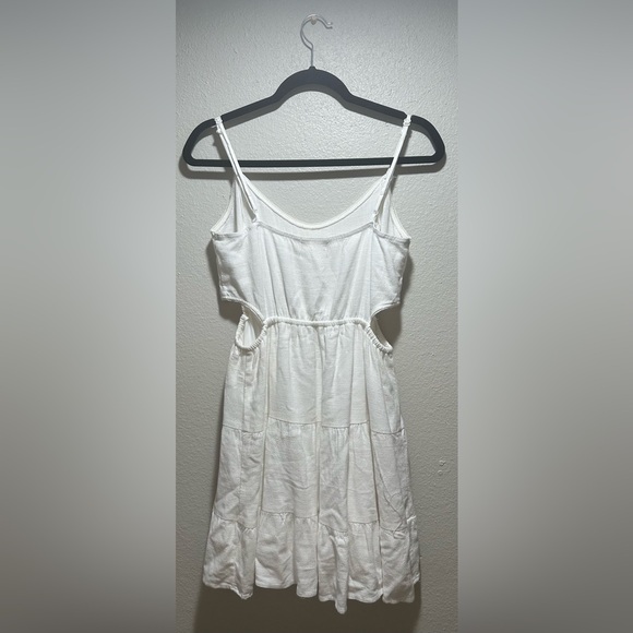 Altar’d State white mini dress, women’s size large. - Picture 3 of 4